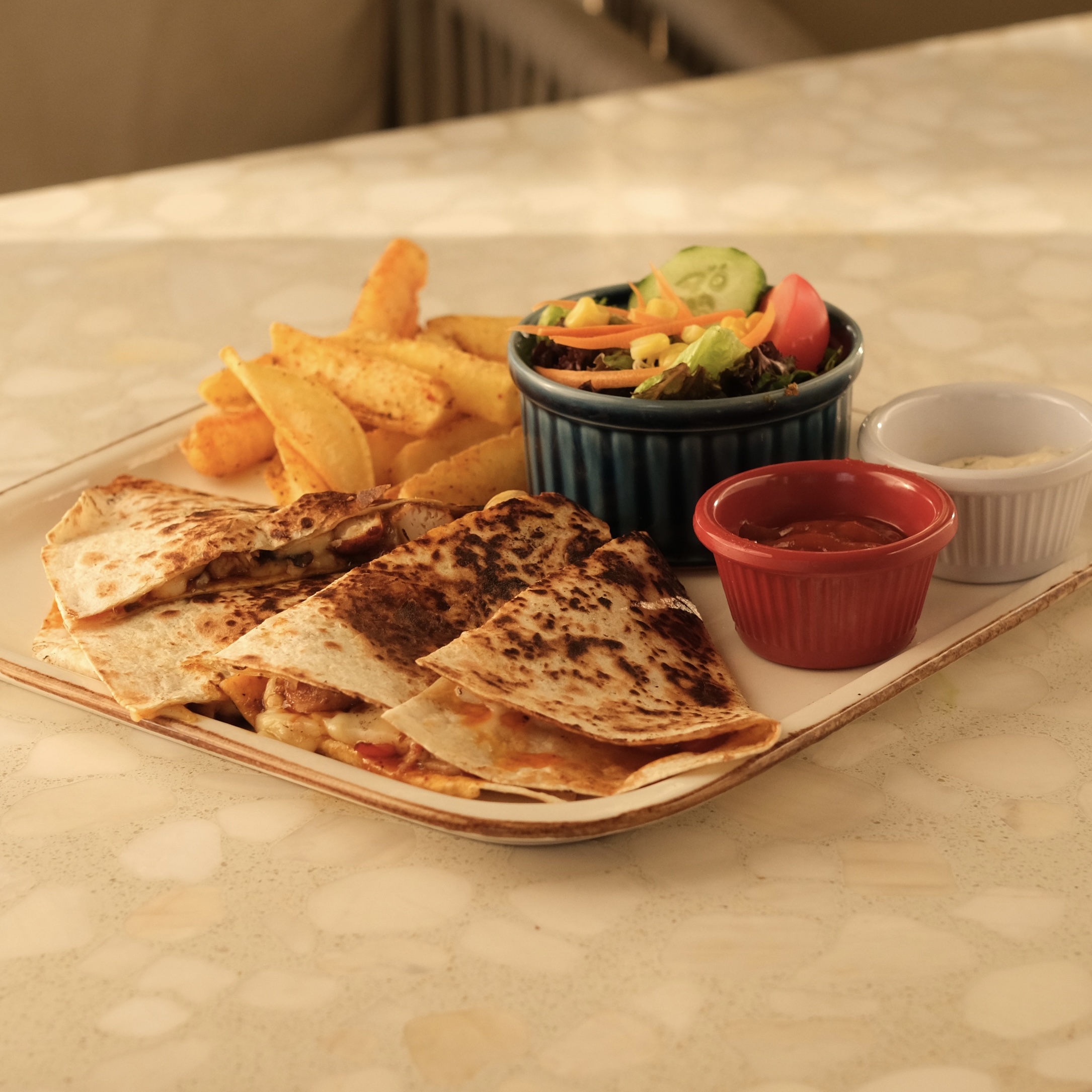 Tavuk Quesadilla